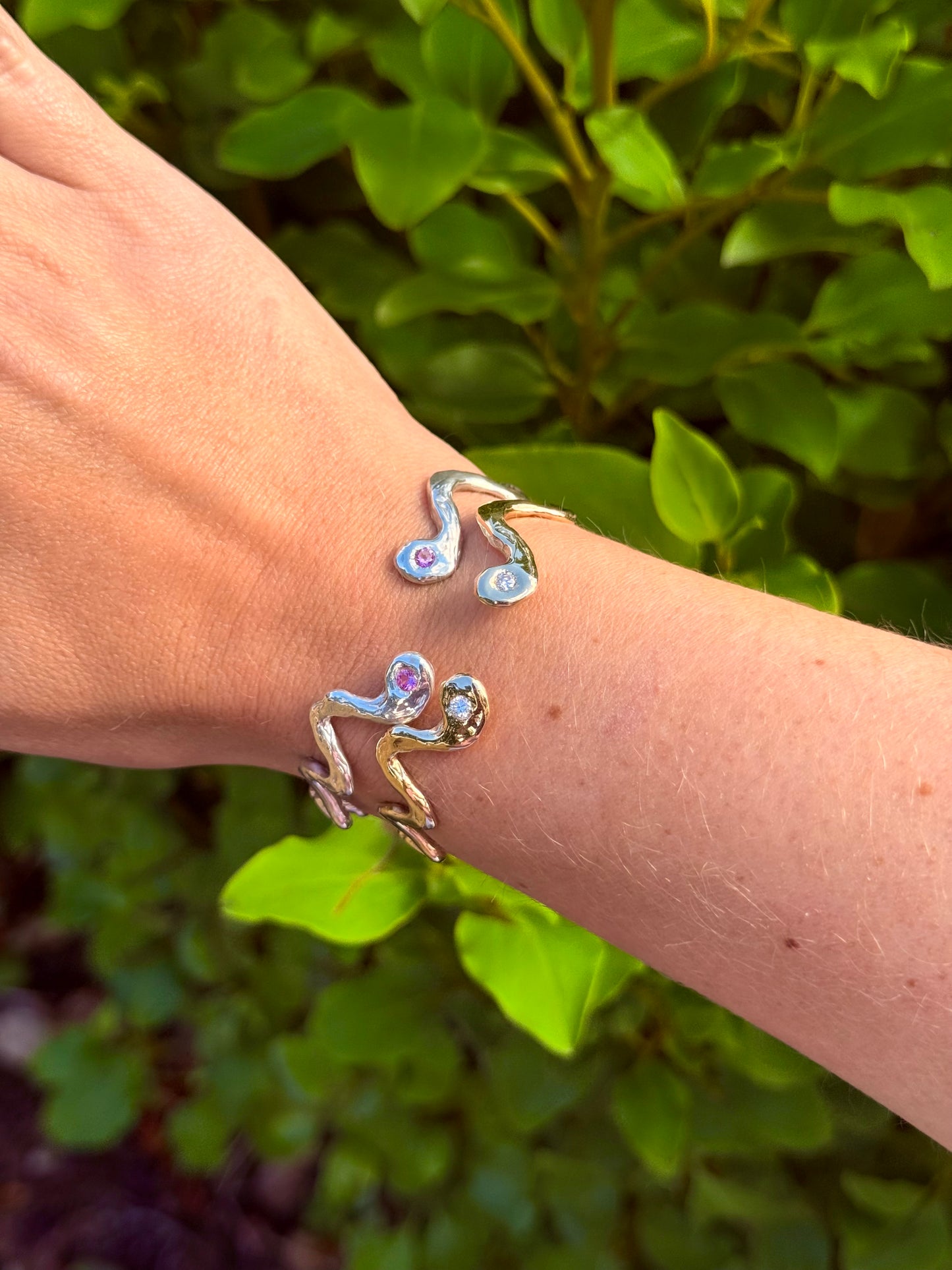 Wavy Bangle