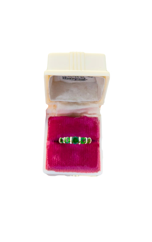 Vintage solid gold Green Zircon Ring