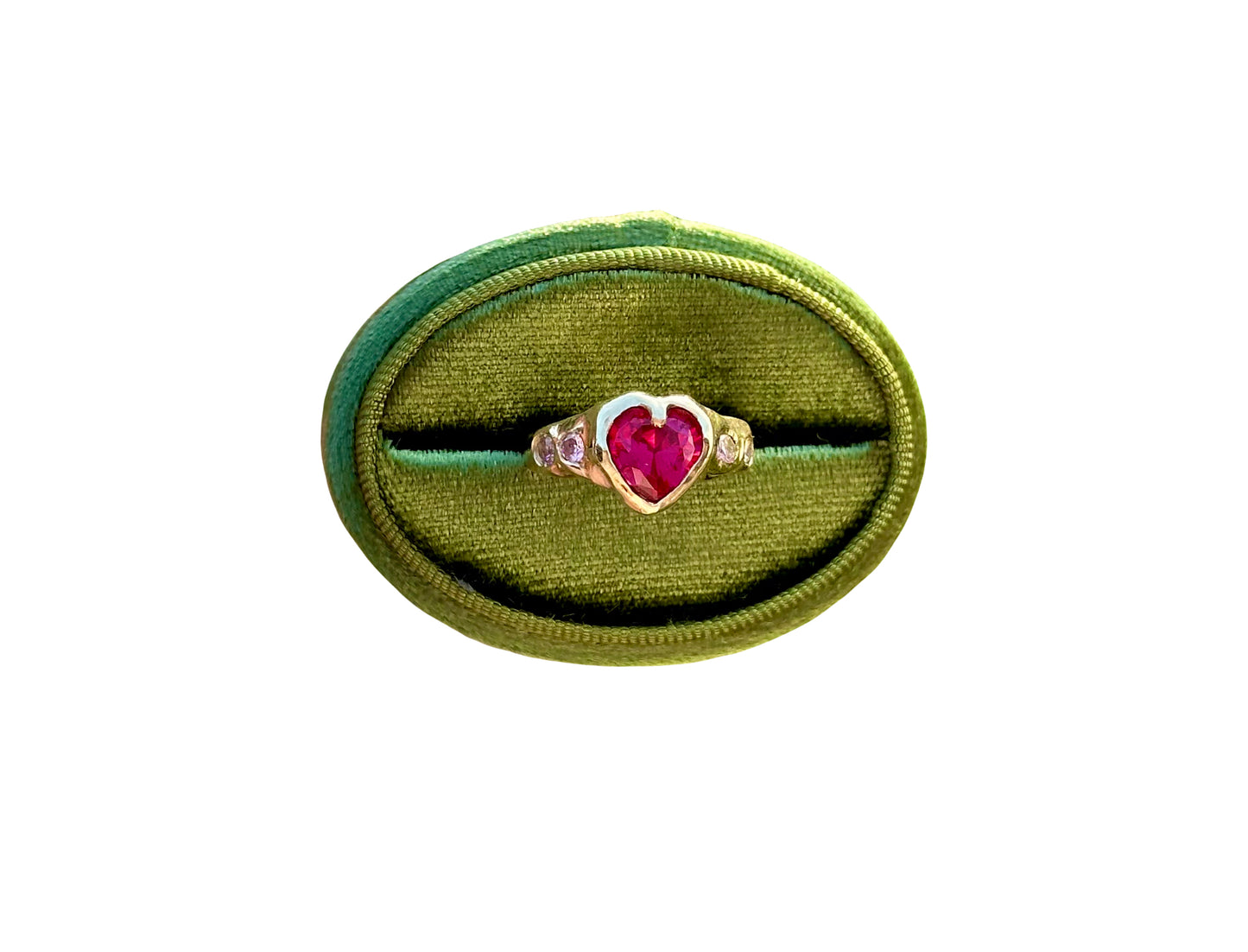 Queen of Heart Ring
