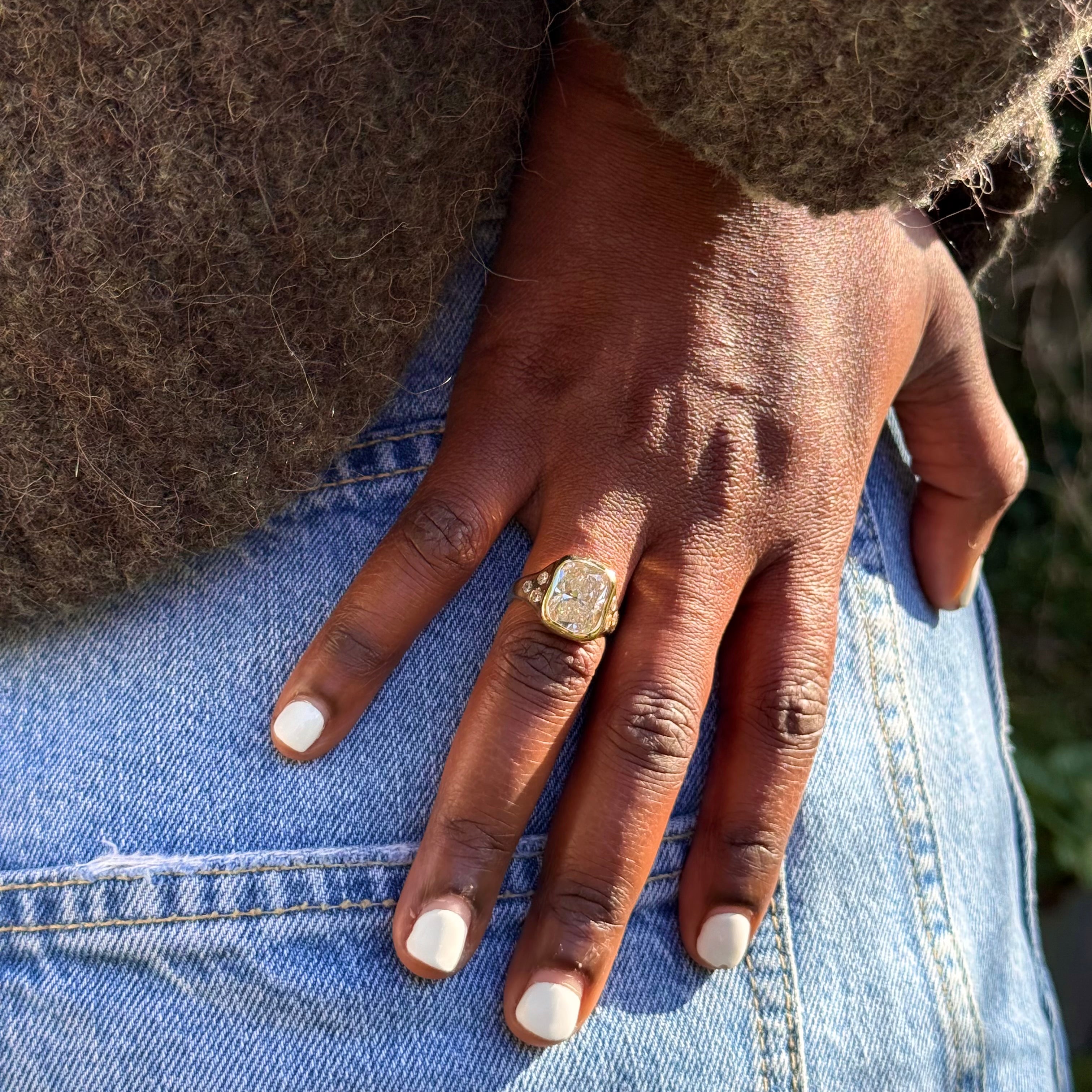 Queen Bee Ring