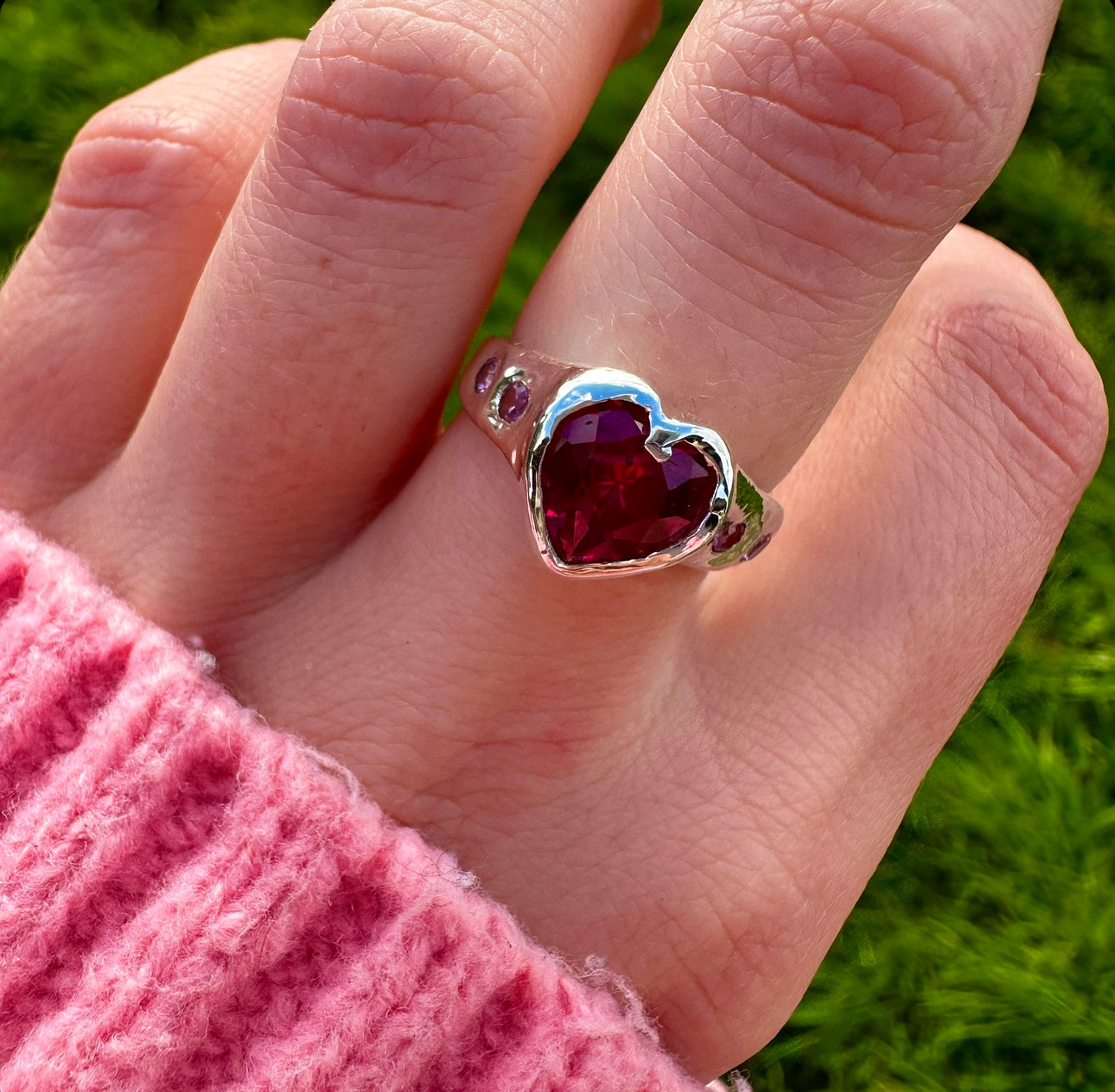 Queen of Heart Ring