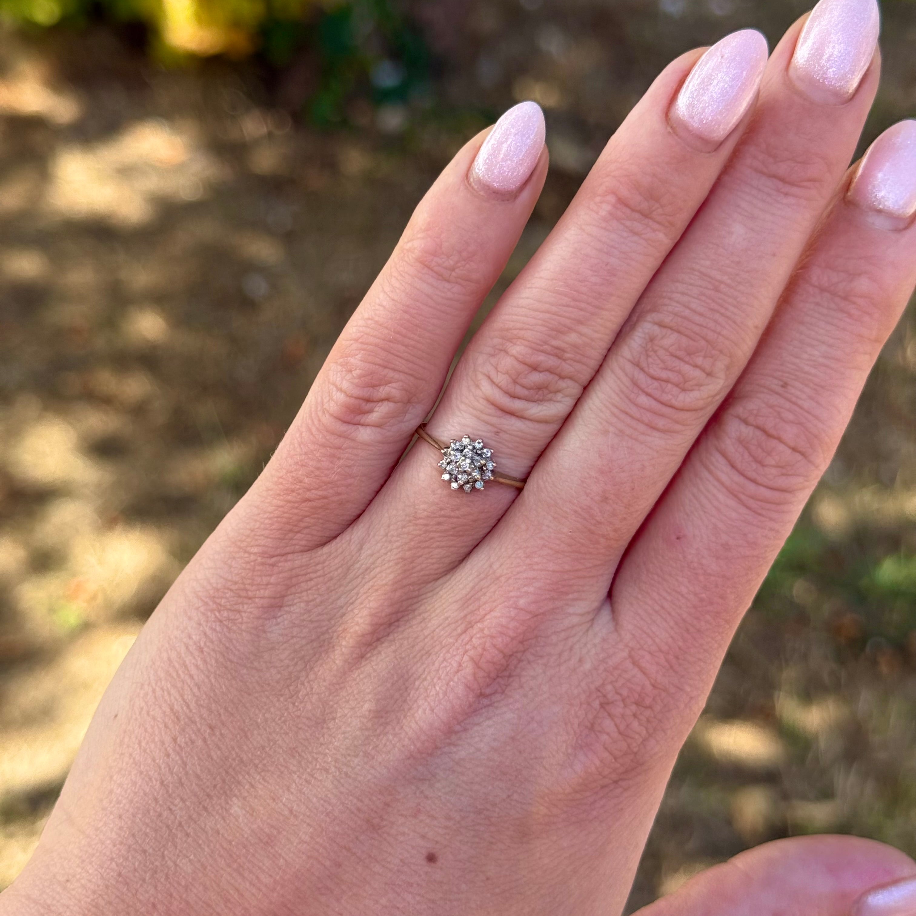 Vintage Dainty Daisy Ring