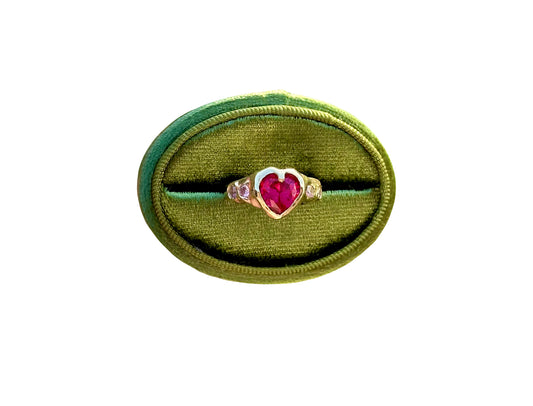 Queen of Heart Ring