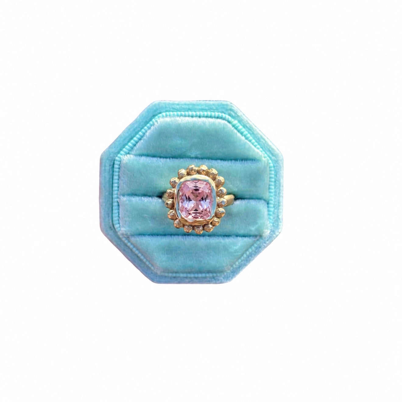 Pom Pom Ring