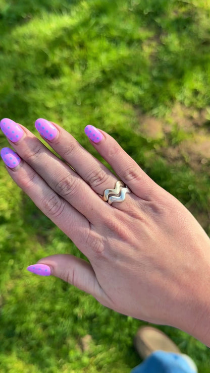 Wavy Ring